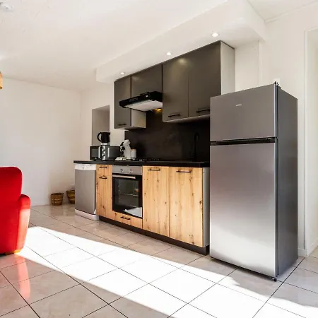 Les Chardons By Interhome * Pirou